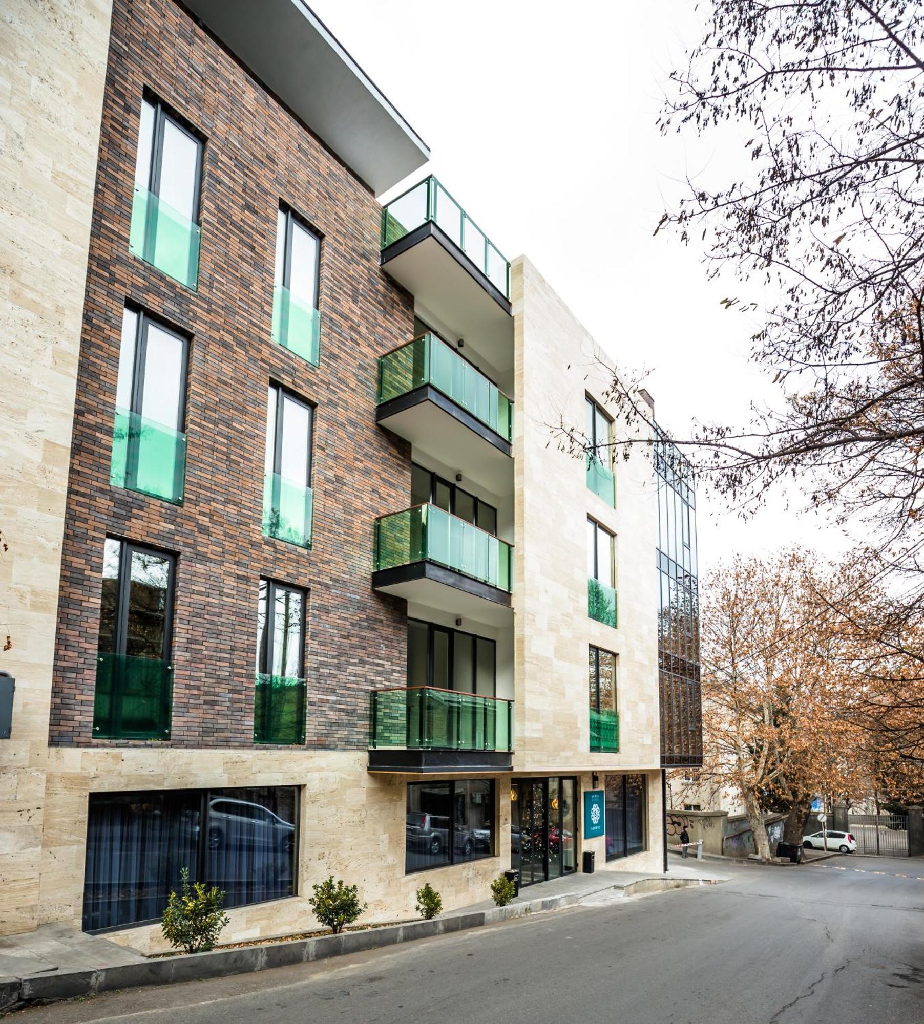 Brosse Garden Hotel Тбилиси Екстериор снимка